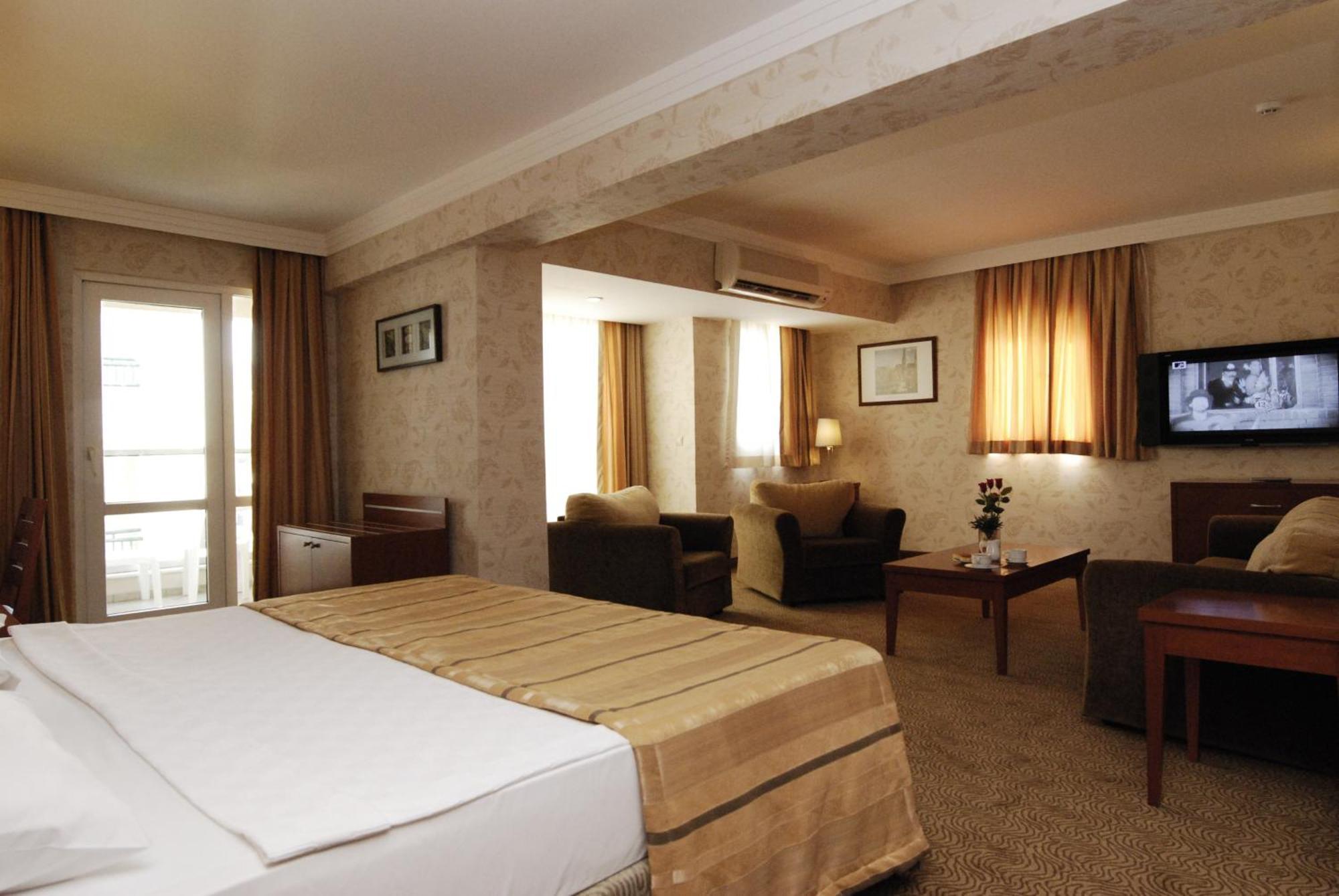 Julian Club Hotel Marmaris Room photo